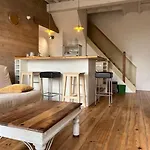 Appartement Entre Vignes Et Foret Avec Vue Sur La Vallee Cursan