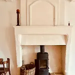 Entre Vignes Et Foret Avec Vue Sur La Vallee Appartement *